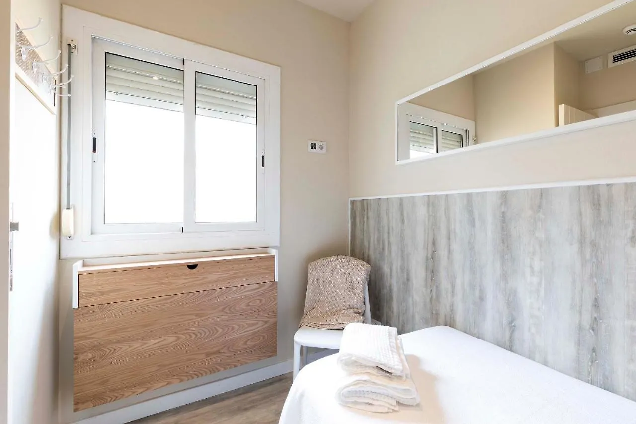Chic Gran Via Apartment Barcelona