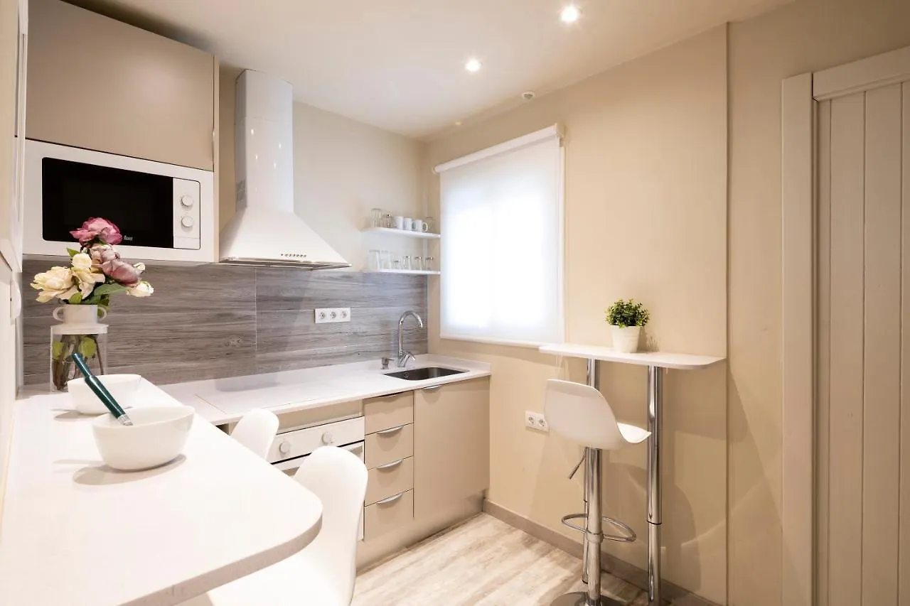 Chic Gran Via Apartment Barcelona